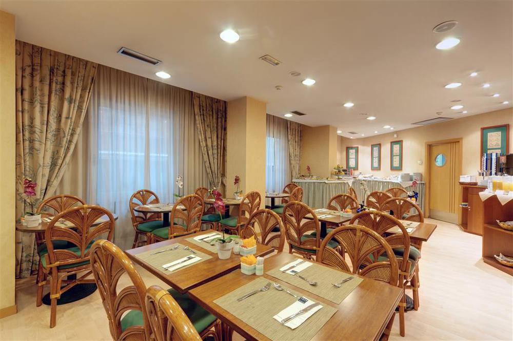 Hotel Elche Centro , Affiliated By Melia Εστιατόριο φωτογραφία